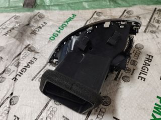 bontott AUDI Q7 Jobb Szellőző