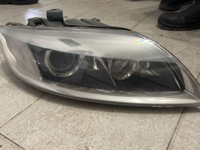 bontott AUDI Q7 Jobb Xenon Fényszóró