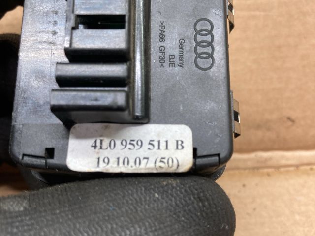 bontott AUDI Q7 Kapcsoló (Magában)