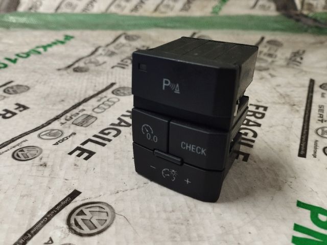 bontott AUDI Q7 Kapcsoló (Magában)