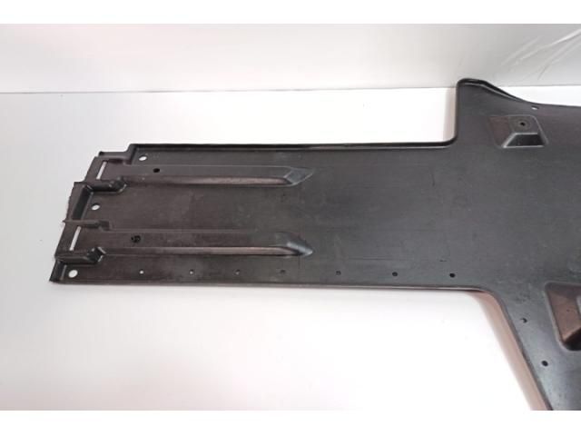 bontott AUDI Q7 Kartervédő