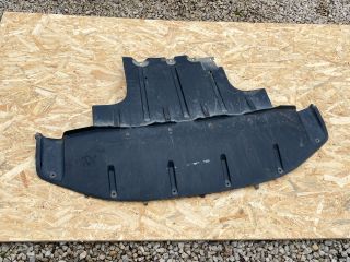 bontott AUDI Q7 Kartervédő