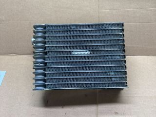 bontott AUDI Q7 Klíma Párologtató