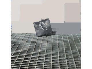 bontott AUDI Q7 Komfort Elektronika