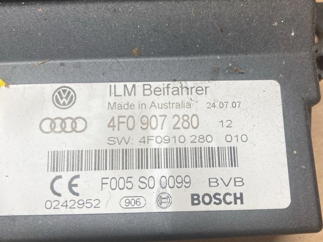 bontott AUDI Q7 Komfort Elektronika