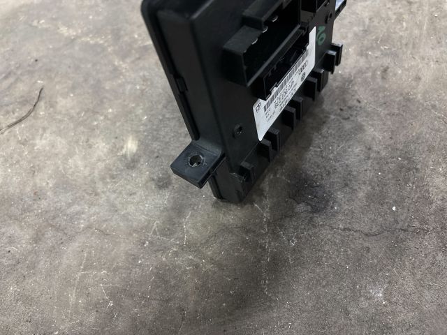 bontott AUDI Q7 Komfort Elektronika