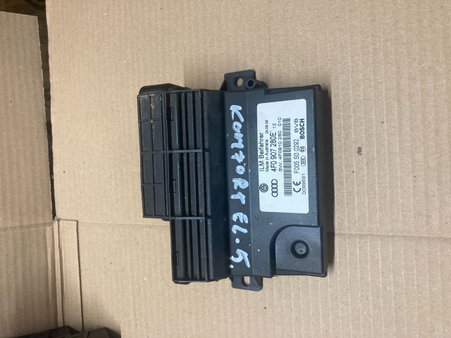 bontott AUDI Q7 Komfort Elektronika