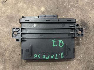 bontott AUDI Q7 Komfort Elektronika