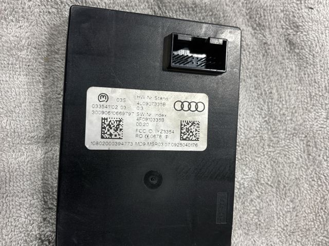 bontott AUDI Q7 Komfort Elektronika