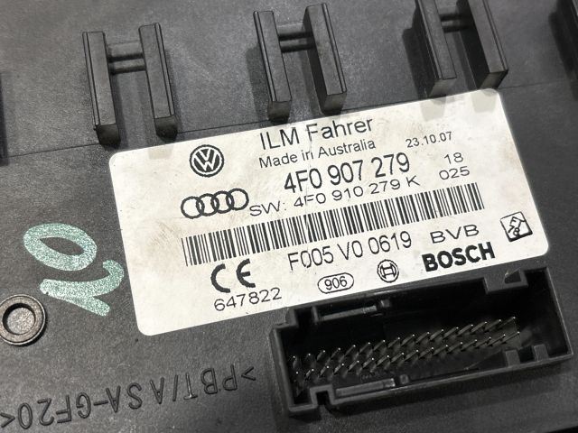 bontott AUDI Q7 Komfort Elektronika