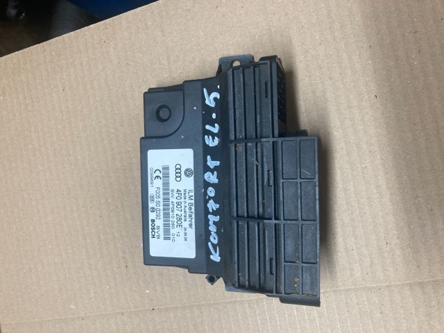 bontott AUDI Q7 Komfort Elektronika