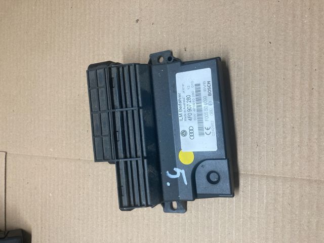 bontott AUDI Q7 Komfort Elektronika