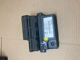 bontott AUDI Q7 Komfort Elektronika