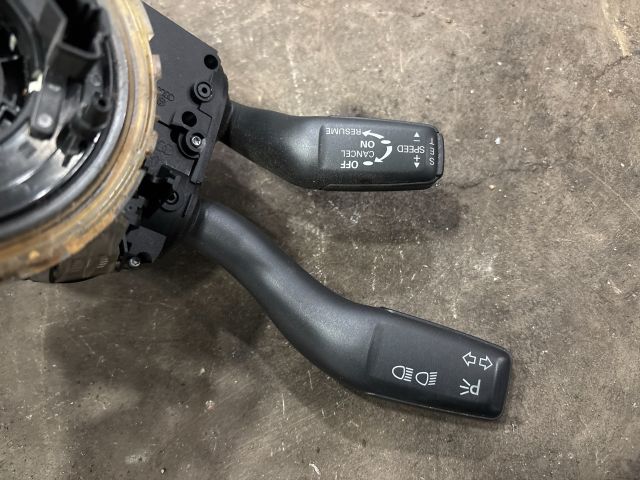 bontott AUDI Q7 Komplett Kormánykapcsoló (Bajuszkapcsoló)