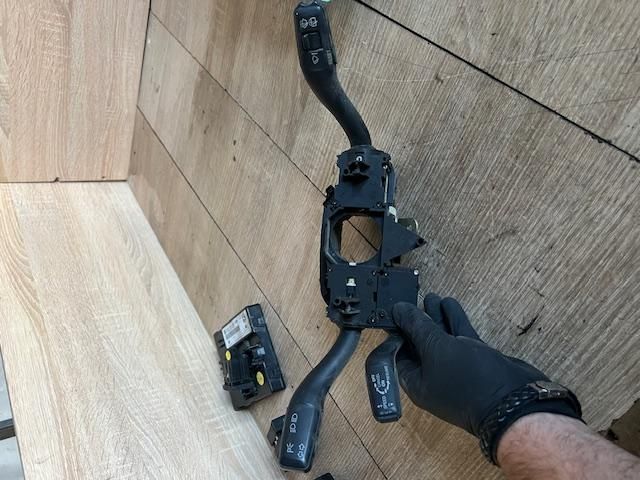 bontott AUDI Q7 Komplett Kormánykapcsoló (Bajuszkapcsoló)