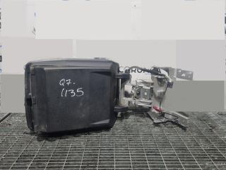 bontott AUDI Q7 Könyöklő