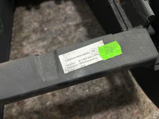 bontott AUDI Q7 Könyöklő