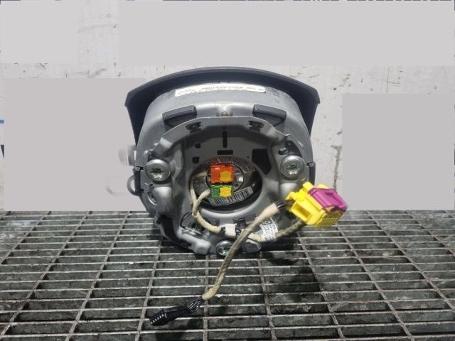 bontott AUDI Q7 Kormánylégzsák