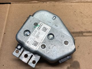 bontott AUDI Q7 Kormányzár (Elektromos)