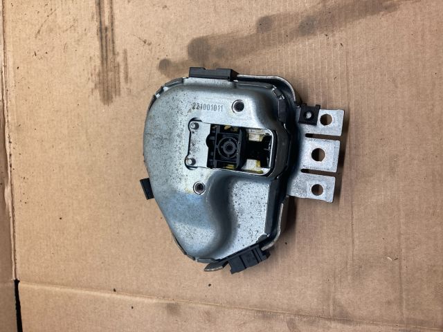 bontott AUDI Q7 Kormányzár (Elektromos)