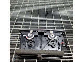 bontott AUDI Q7 Középső Szellőző