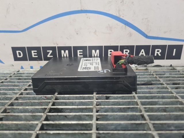 bontott AUDI Q7 Kulcs Nélküli Nyitás Jeladó