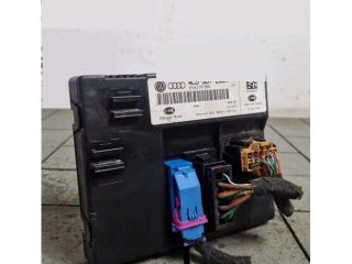 bontott AUDI Q7 Kulcs Nélküli Nyitás Jeladó