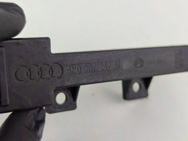 bontott AUDI Q7 Kulcs Nélküli Nyitás Jeladó