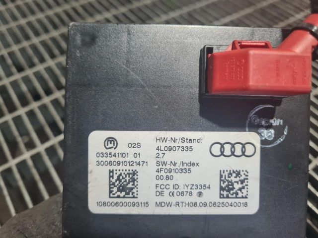 bontott AUDI Q7 Kulcs Nélküli Nyitás Jeladó