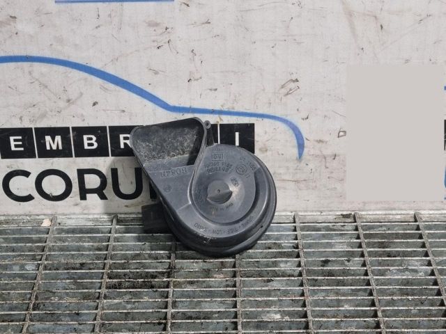 bontott AUDI Q7 Kürt