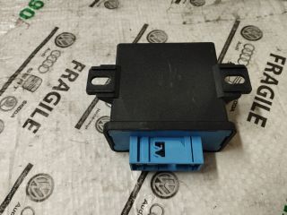 bontott AUDI Q7 Lámpa Vezérlő