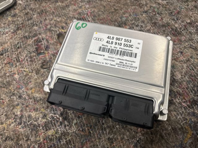 bontott AUDI Q7 Légrugó Vezérlő