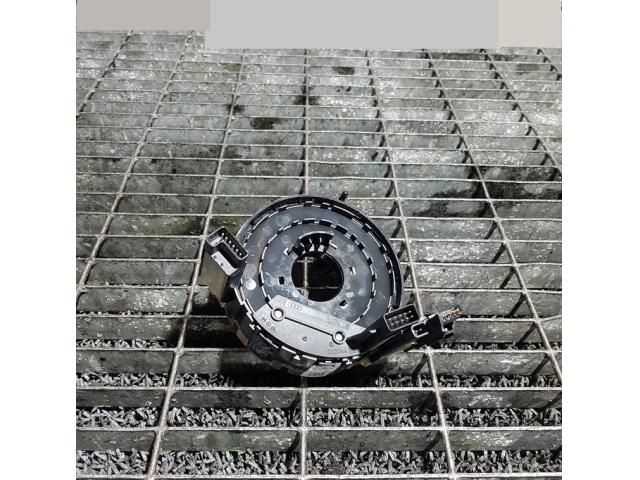 bontott AUDI Q7 Légzsák Átvezető Szalagkábel