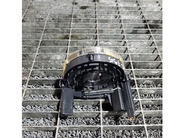 bontott AUDI Q7 Légzsák Átvezető Szalagkábel