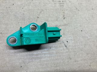 bontott AUDI Q7 Légzsák Indító Modul Oldallégzsák