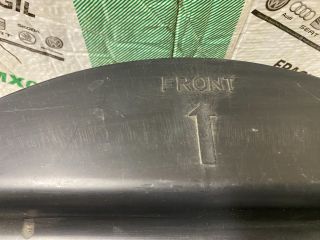 bontott AUDI Q7 Mélynyomó Hangszóró