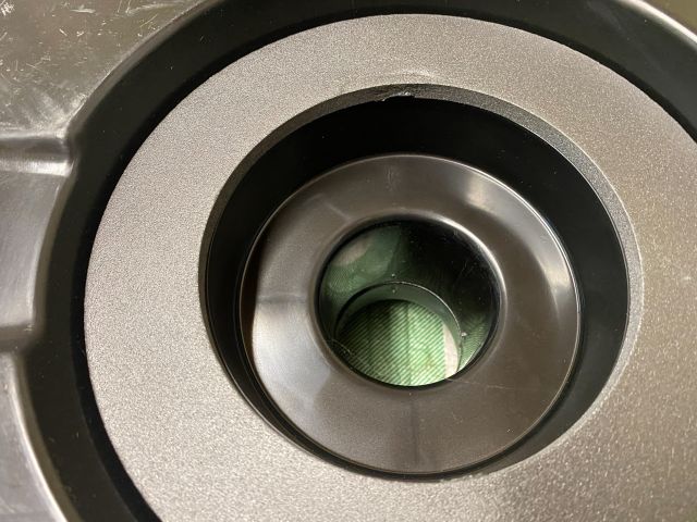 bontott AUDI Q7 Mélynyomó Hangszóró