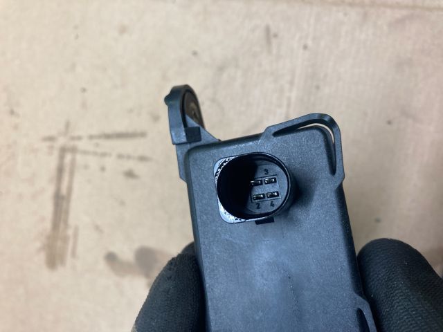 bontott AUDI Q7 Menetstabilizátor