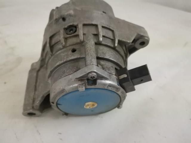 bontott AUDI Q7 Motor Tartó Bak Bal