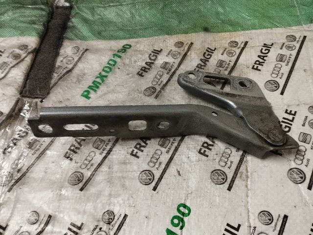 bontott AUDI Q7 Motorháztető Jobb Zsanér