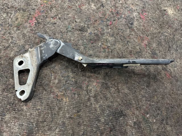 bontott AUDI Q7 Motorháztető Jobb Zsanér