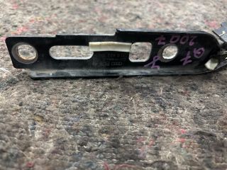 bontott AUDI Q7 Motorháztető Jobb Zsanér