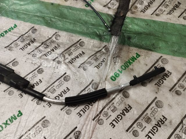 bontott AUDI Q7 Motorháztető Nyitó Bowden