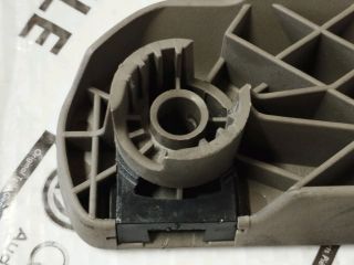 bontott AUDI Q7 Motorháztető Nyitó Kar / Gomb