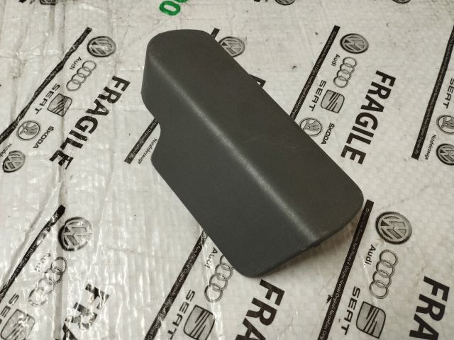 bontott AUDI Q7 Motorháztető Nyitó Kar / Gomb