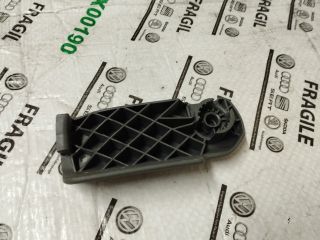 bontott AUDI Q7 Motorháztető Nyitó Kar / Gomb