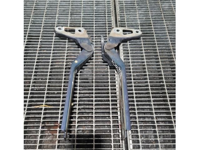 bontott AUDI Q7 Motorháztető Zsanér Pár