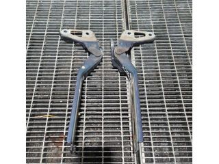 bontott AUDI Q7 Motorháztető Zsanér Pár