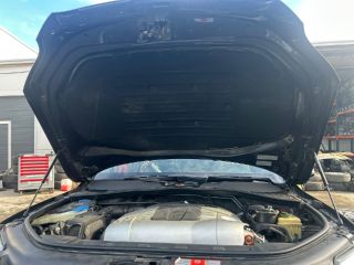 bontott AUDI Q7 Motorháztető