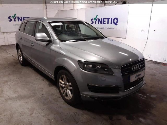 bontott AUDI Q7 Motorháztető